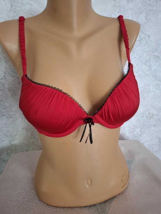 Сутиени H&M/DIM и др.