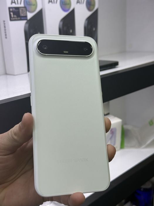 Tecno spark slim 8/256gb yangiday ideal