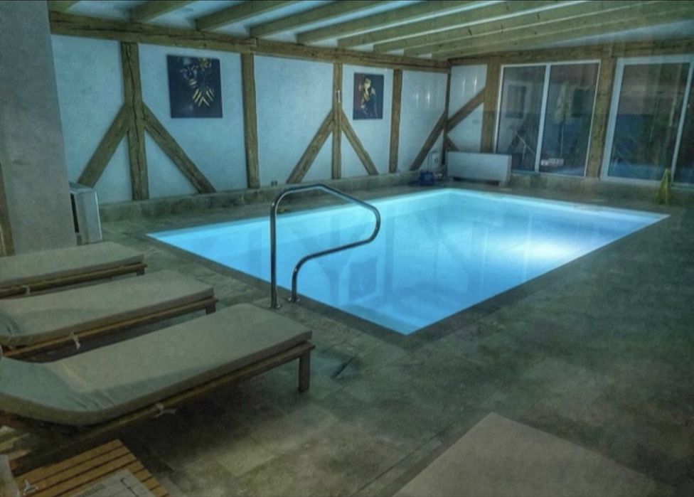 Vand / Schimb cu teren Pensiune Brasov ( Cristian)