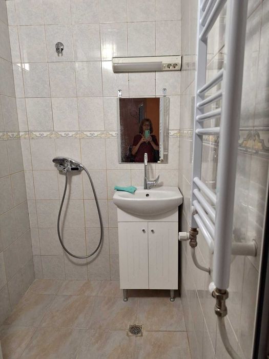 Дава се под наем Тристаен апартамент в Русе, Център - 75 кв.м за 306 € - Снимка #8