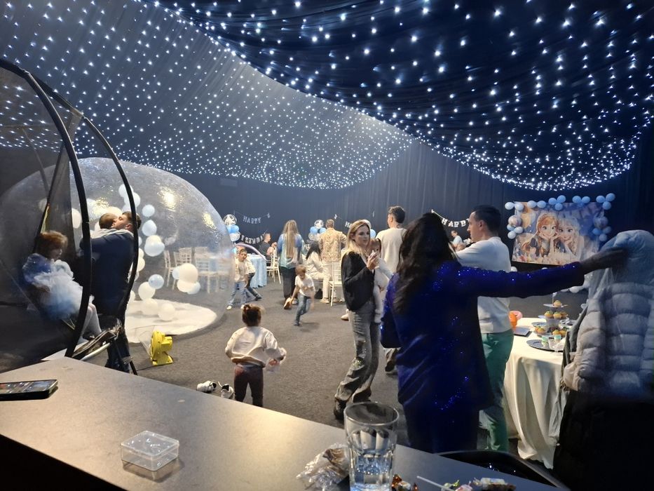 Locatie petreceri piscina evenimente majorat aniversari botez cununie