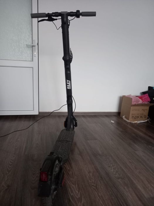 Trotinetă electrică RILEY RS3