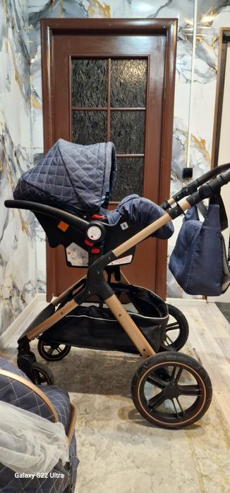 Продам детскую коляску belecoo 3 в 1