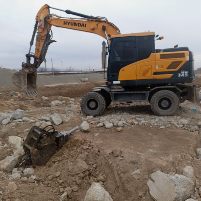 Surxondaryo viloyati boʻyicha Ekskavator xizmatini taklif etiladi