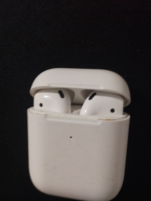 Airpods sotiladi