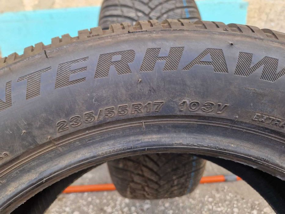 2 Firestone R17 235/55 Зимни гуми  DOT4121