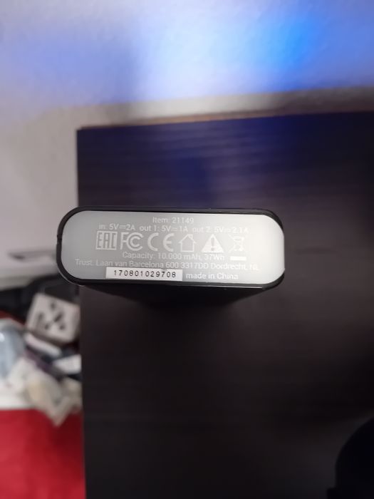 Baterie externa. 10 000mAh. Pret 50 lei fix