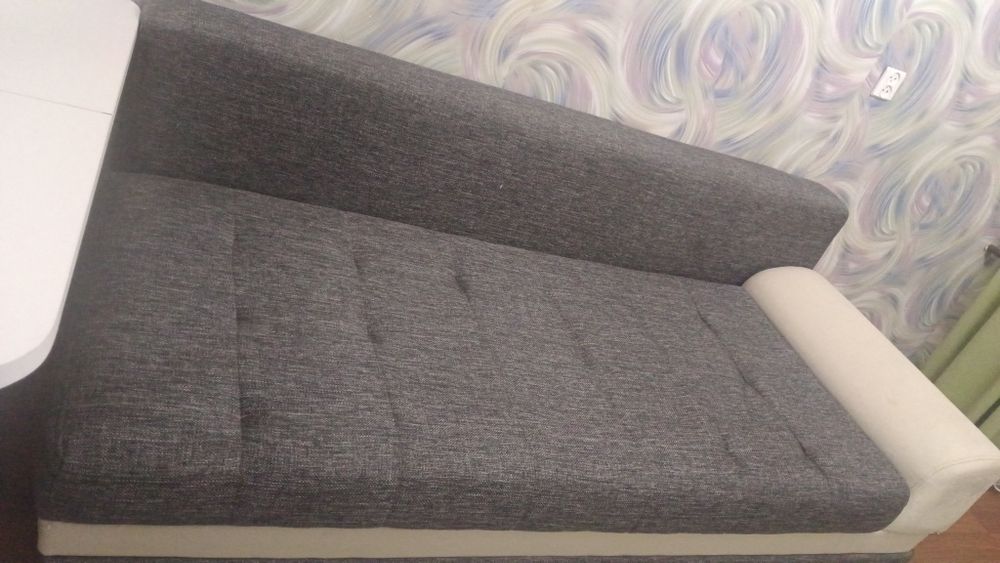 Продам диван угловой