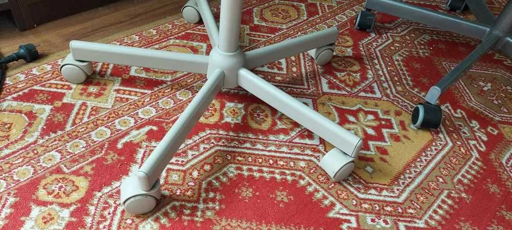 Scaun de birou rotativ Ikea BLECKBERGET 22107