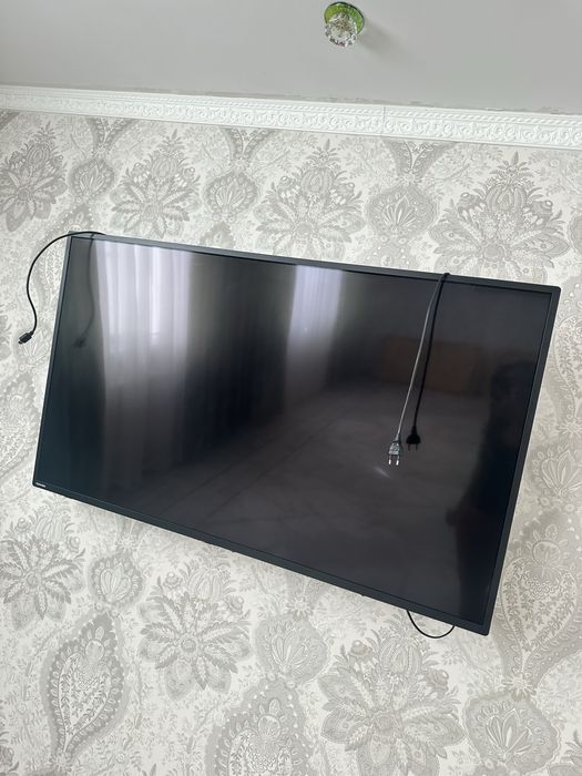 Продам большой телевизор (новый)