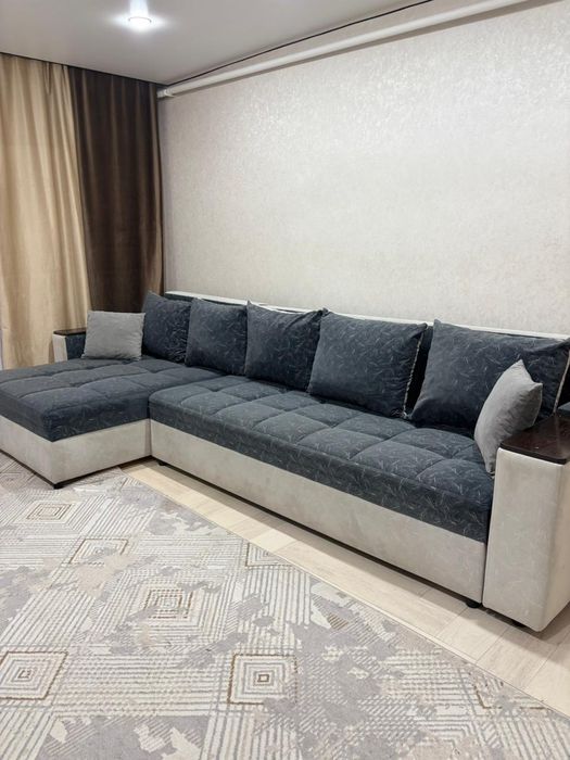 Продам большой диван