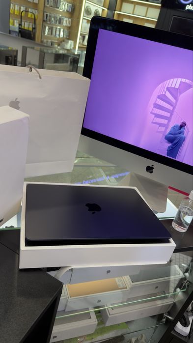 MacBook Air 13.6 M5 16/512GB Mid