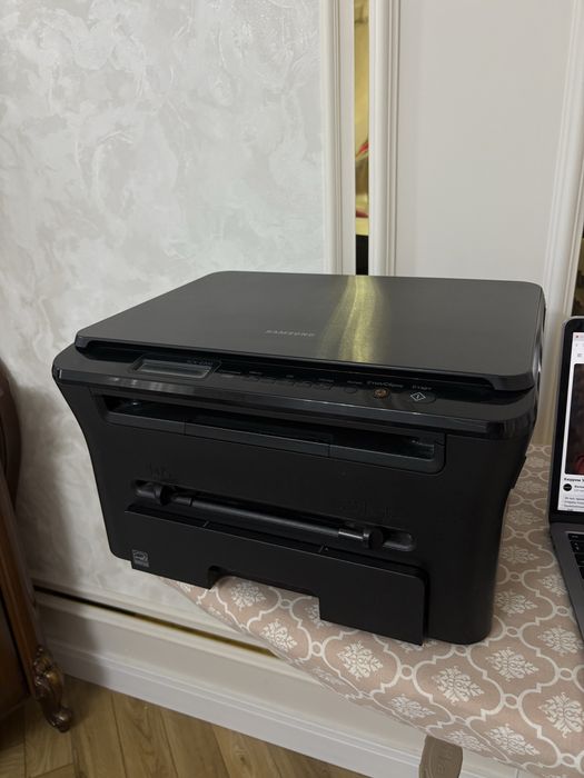 Продам принтер Samsung SCX-4300