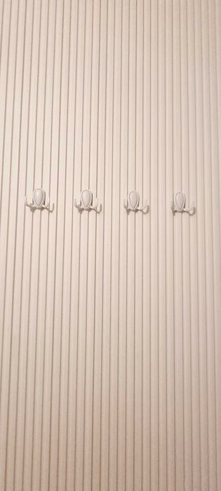 Închiriez camera de cosmetică