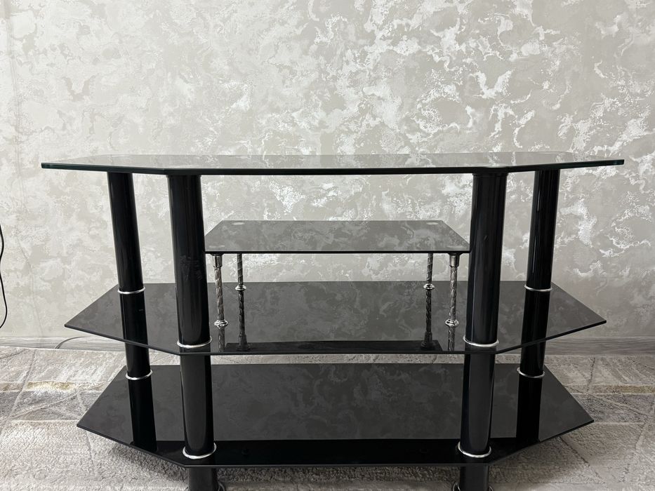 Тумбочка для телевизора