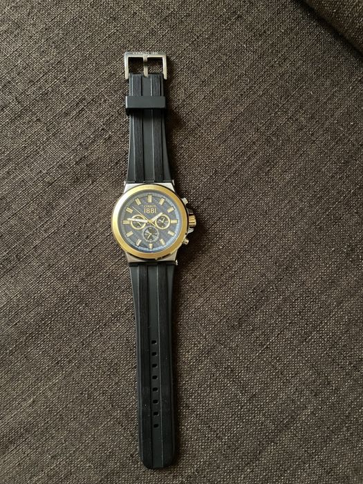 Часы Cerruti 150тыс