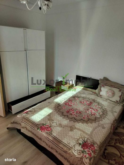 Apartament 2 camere Podu Roș – Bd. Socola, mobilat, centrală, AC