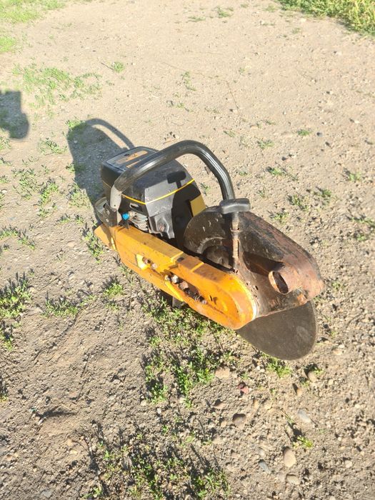 Drujbă cu disc Partener  in stare bună de funcționare.
