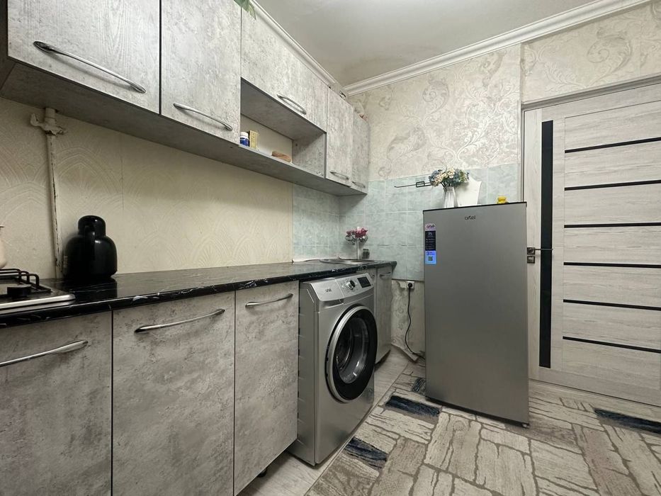 Продам чиланзар 8.  Одна комнатная