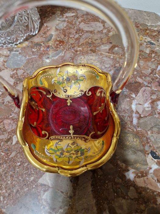 Уникална антикварна италианска стъклена кошница бомбониера Мурано