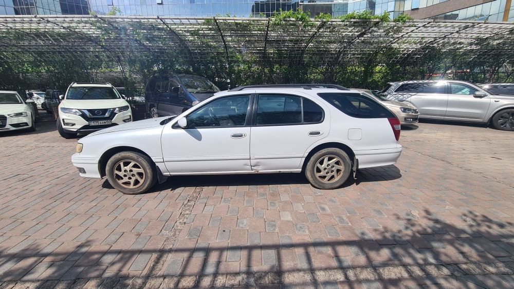 Продам nissan cefiro универсал