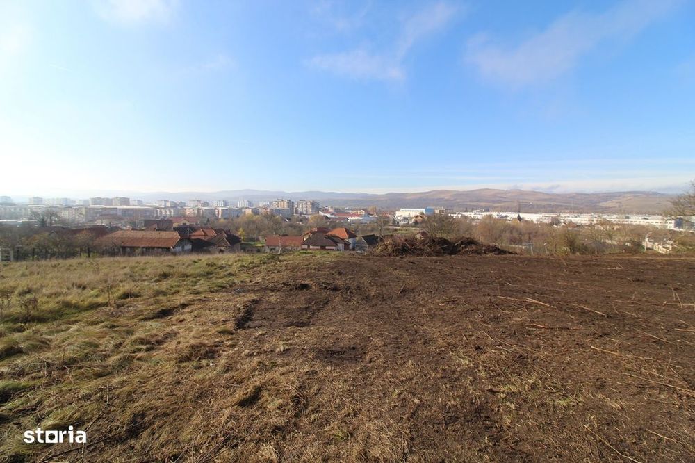 Vând 2 loturi teren intravilan în Hunedoara, zona Buituri...