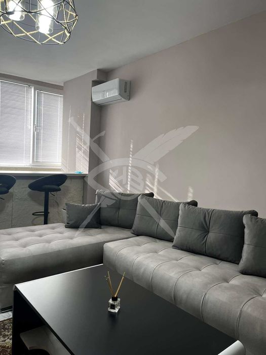 Двустаен апартамент - кв. Тракия - 11854131