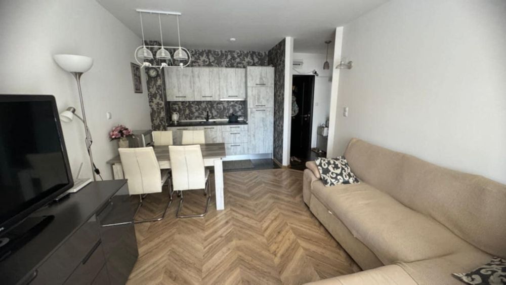 Продава се Двустаен апартамент в Свети Влас - 55 кв.м за 1810 €/кв.м - Снимка #2