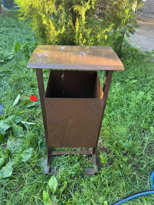 Продам мусорные баки