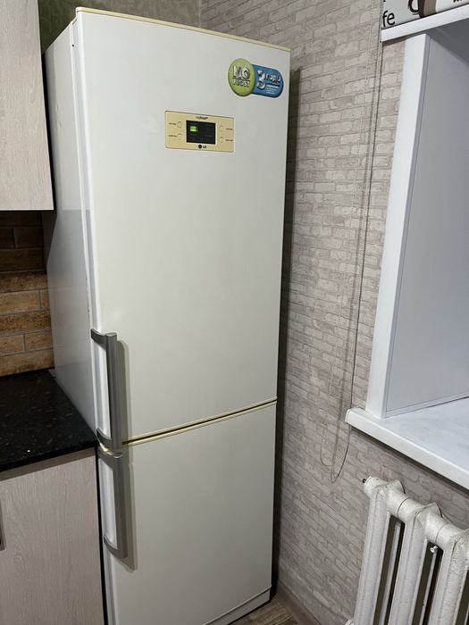 Продам Холодильник LG No frot