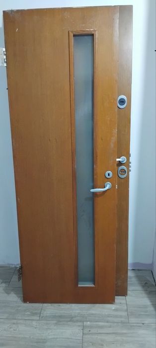 Врати ПДЧ цвят дърво