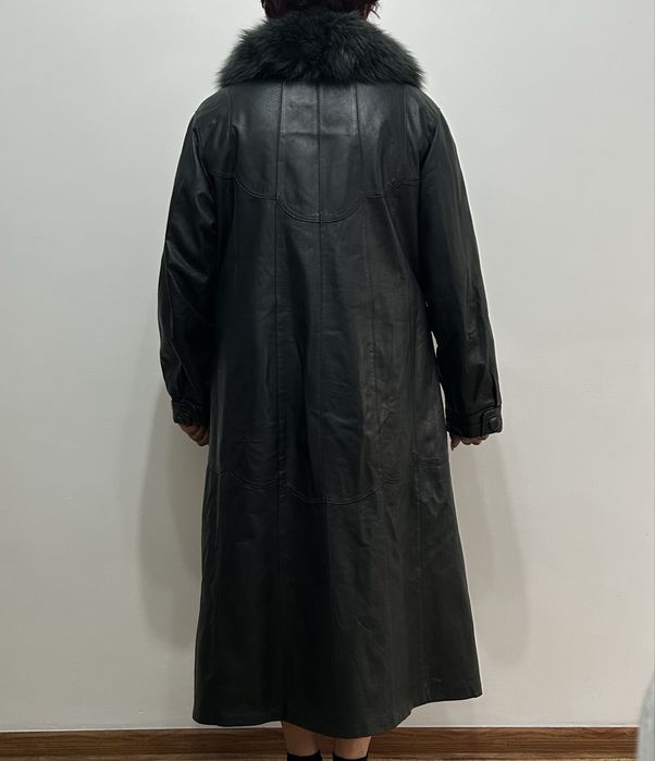 Стильное кожаное пальто