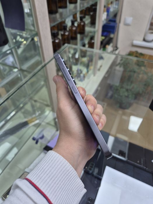 Samsung galaxy s24 8/256Gb orginal