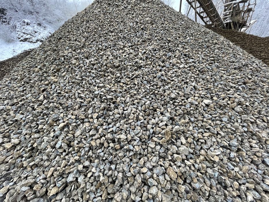 Vand/transport piatra concasata bruta sort criblura orice dimensiune