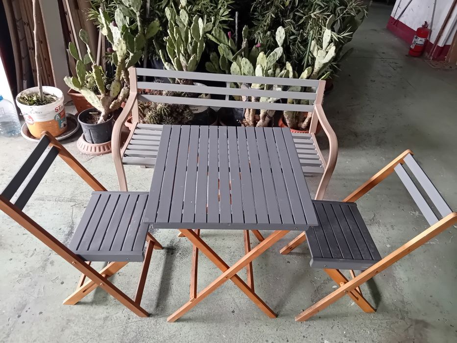 2 seturi de masa si scaune