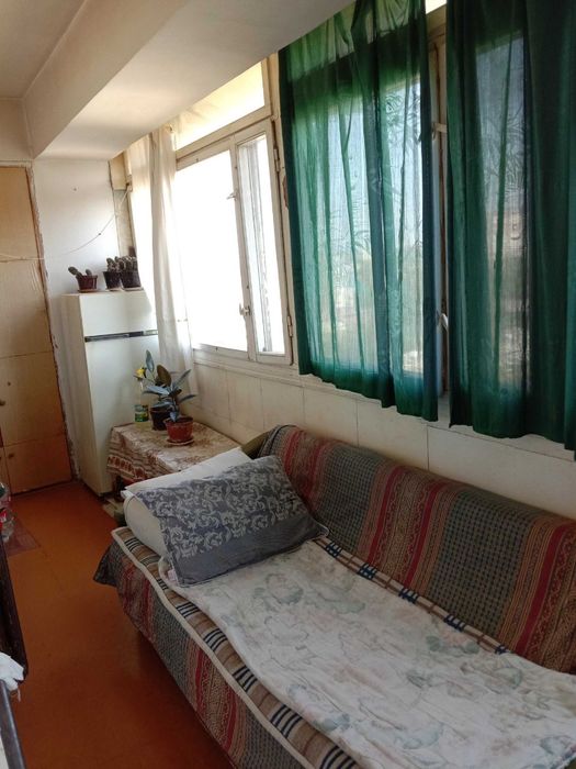 Продаем свою трех-комнатную квартиру в центре города Ц-5