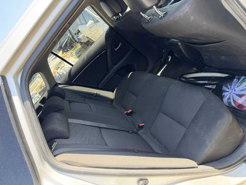 Toyota Avensis 2.2 150 кс 2010 автомат На части