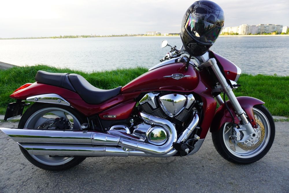 Suzuki Boulevard M109R / VZR1800 Intruder, V2 de 1783cmc, pregătită de sezon