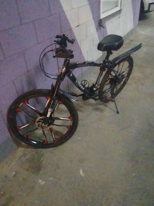 Продам велик БМВ 17 дюмов
