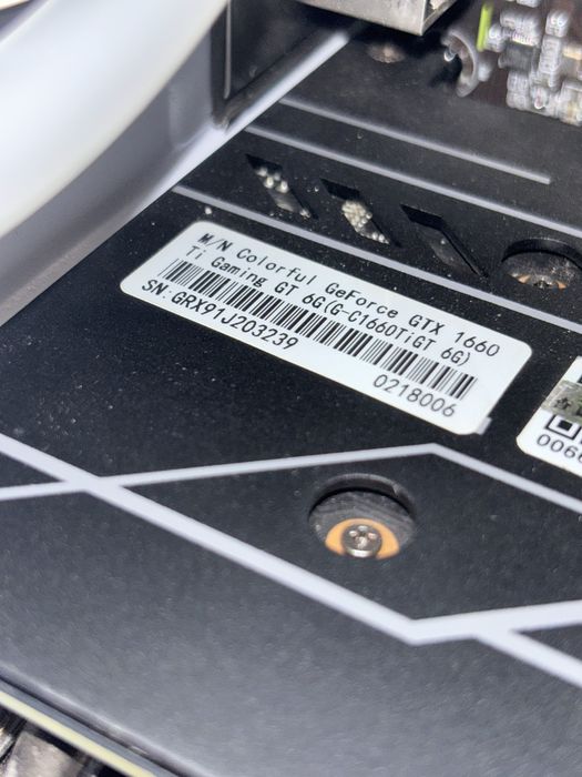 Продам видеокарту gtx 1660ti