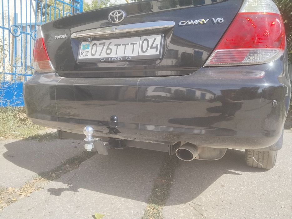 Фаркоп Тайота Камри