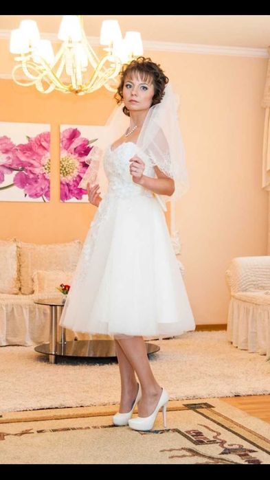 Свадебное платье миди