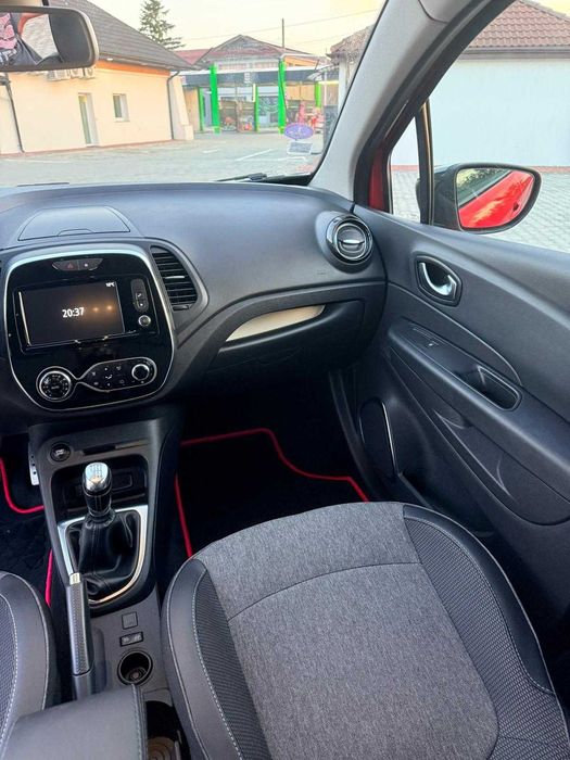 2018 Renault Captur S 1.3 TCe 150 CP Intens Manual Euro 6b