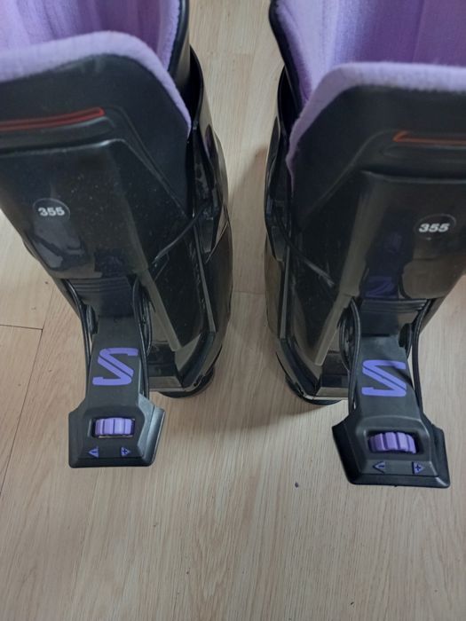 Продавам ски обувки Solomon