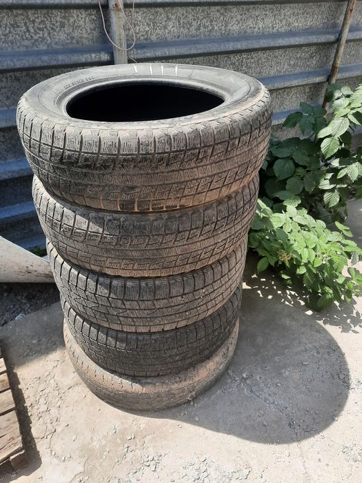 Продам шины для автомобиля