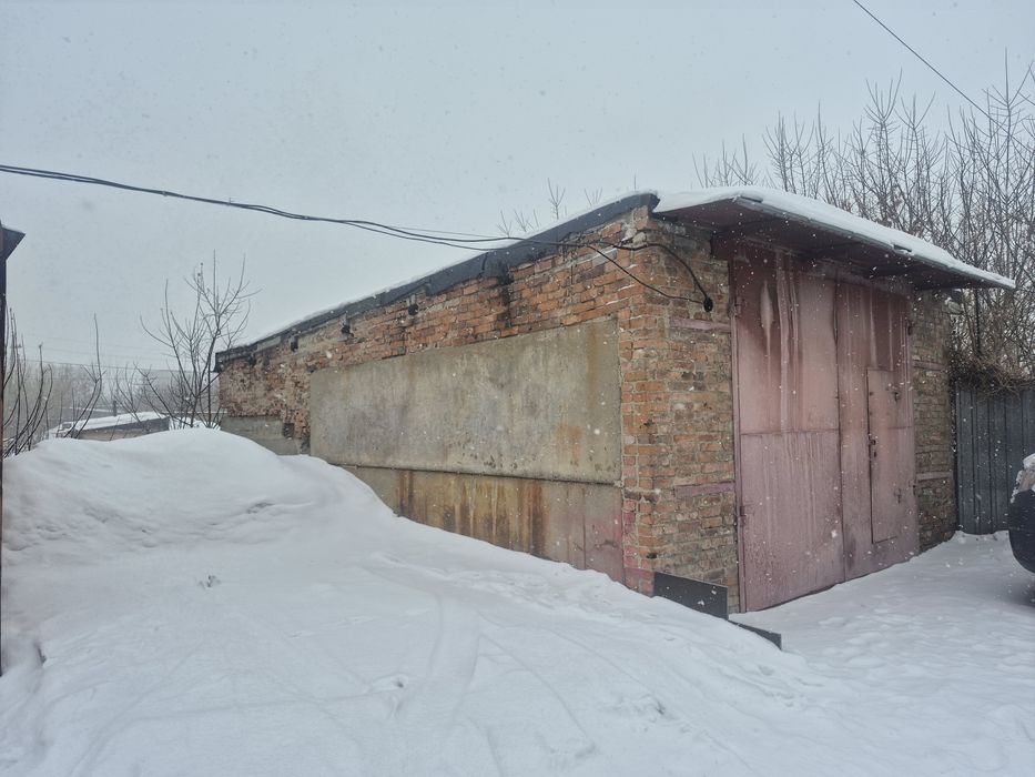 Продаётся гараж район береке