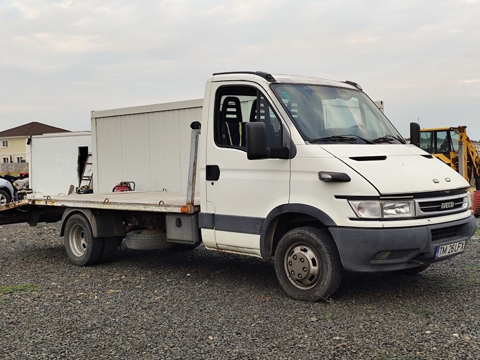 Iveco Daily  Platformă Auto.50C14. An 2005. Motor 3000. Se conduce  cu permis cat B.