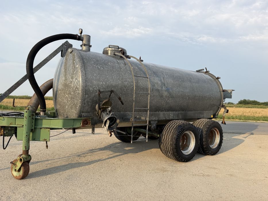 Vidanja/Cisterna 7000L cu Punte Tandem In Stare Foarte Buna Fara Rugina Import Germania