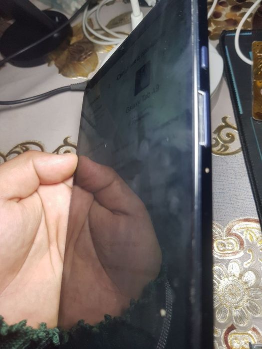 Samsung Tab A9 planshet sotiladi.