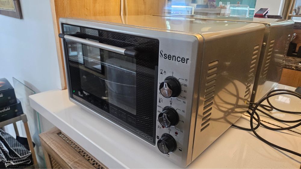 Срочно продаётся электрическая мини-печь Sencer